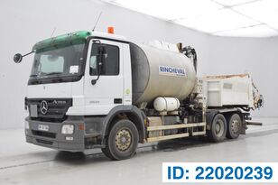 沥青洒布车 Mercedes-Benz Actros 2536