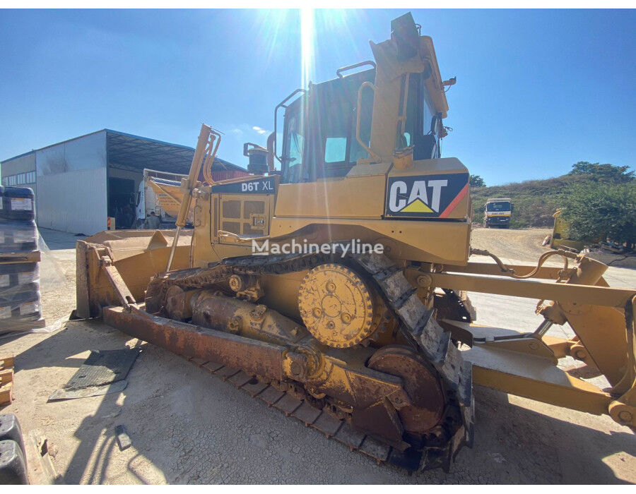 推土机 Caterpillar D8T