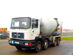混凝土搅拌车 位于底盘 MAN 32.342 的 Stetter