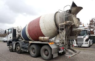 混凝土搅拌车 位于底盘 MAN TGA 35.400 的 Liebherr