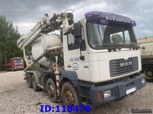 混凝土泵 位于底盘 MAN 41.414 8x4 - Full Steel - Manual - 28 meter 的 Cifa