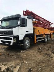 混凝土泵 位于底盘 VOLVO 的 Putzmeister