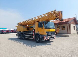 移动式起重机 位于底盘 Mercedes-Benz ACTROS 3336 的 Luna GT40/32