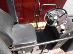 轮胎式压路机 Dynapac CP132