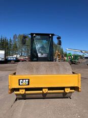 单滚筒夯土机 CATERPILLAR CS 64 B
