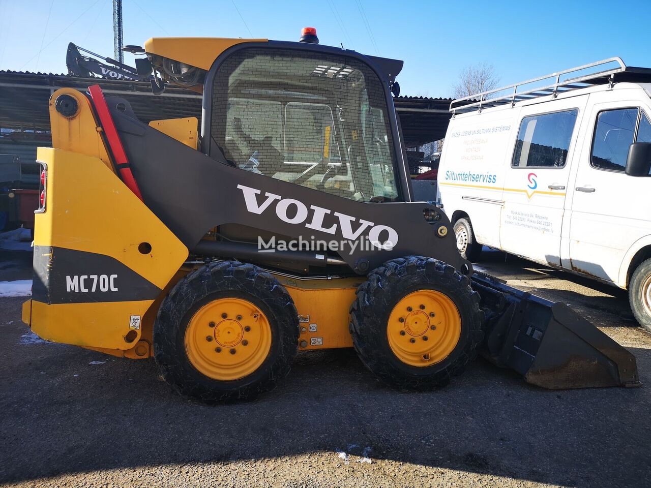 滑移式装载机 Volvo M70c