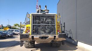 轮式装载机 KOMATSU WA600-8