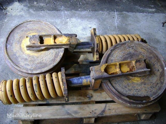 挖掘机 Komatsu PC 180-3 的 前引导轮 Komatsu Idler Wheel